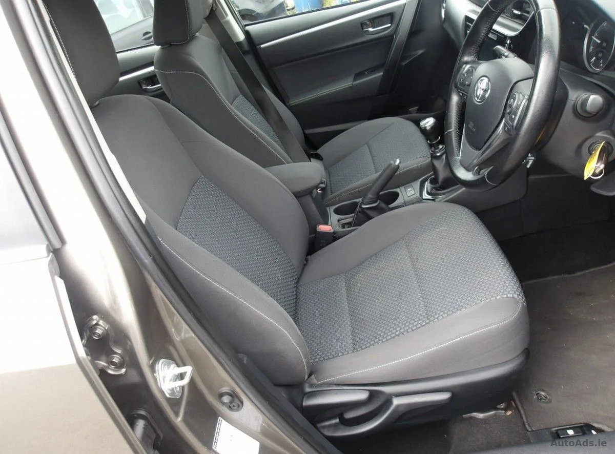 2017 Toyota Corolla – photo 14