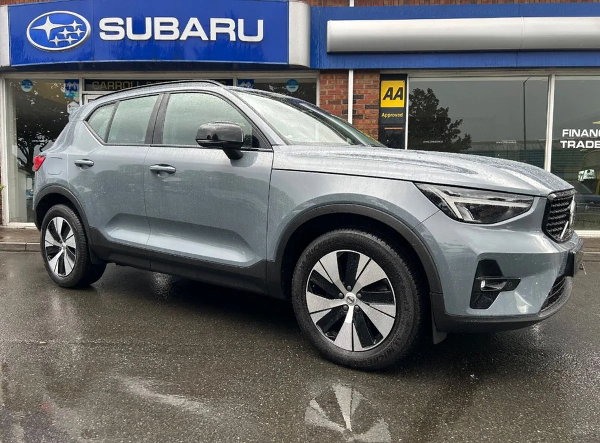 2023 Volvo XC40 – photo 2