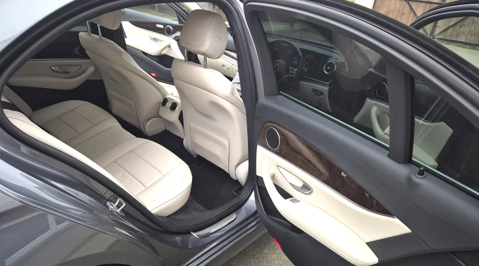 2022 Mercedes-Benz E-Class – photo 9