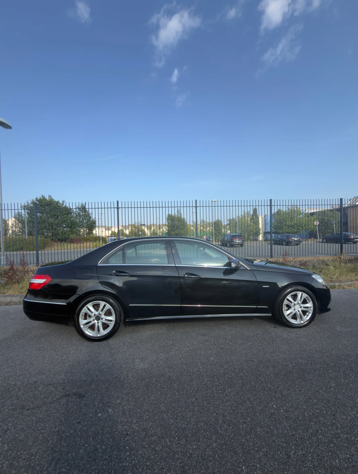 2011 Mercedes-Benz E-Class – photo 2
