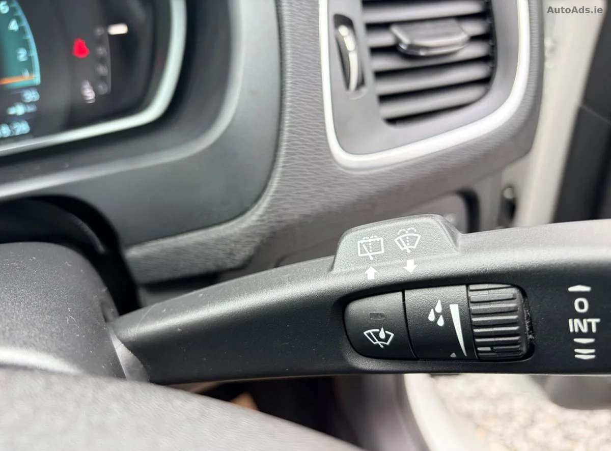 2014 Volvo V40 – photo 15