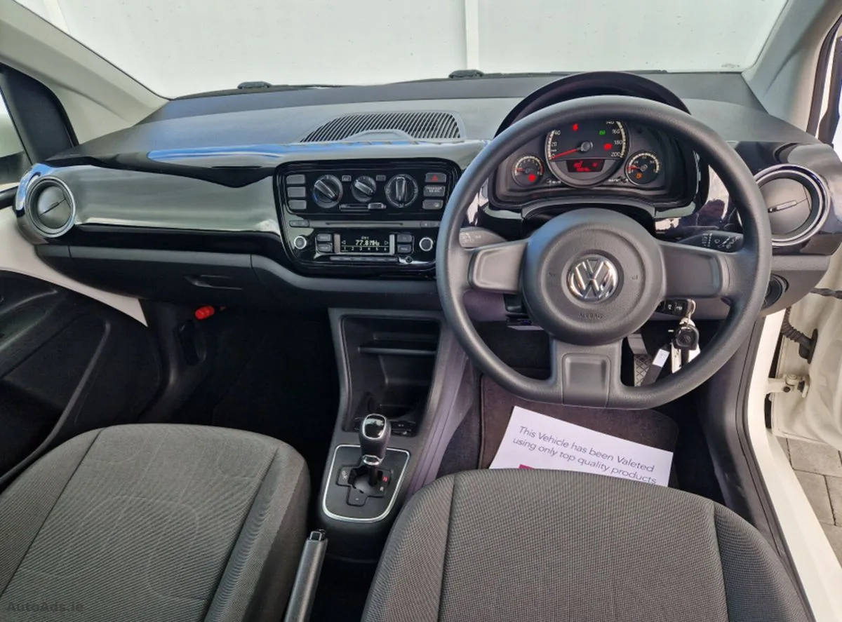 2013 Volkswagen up! – photo 16