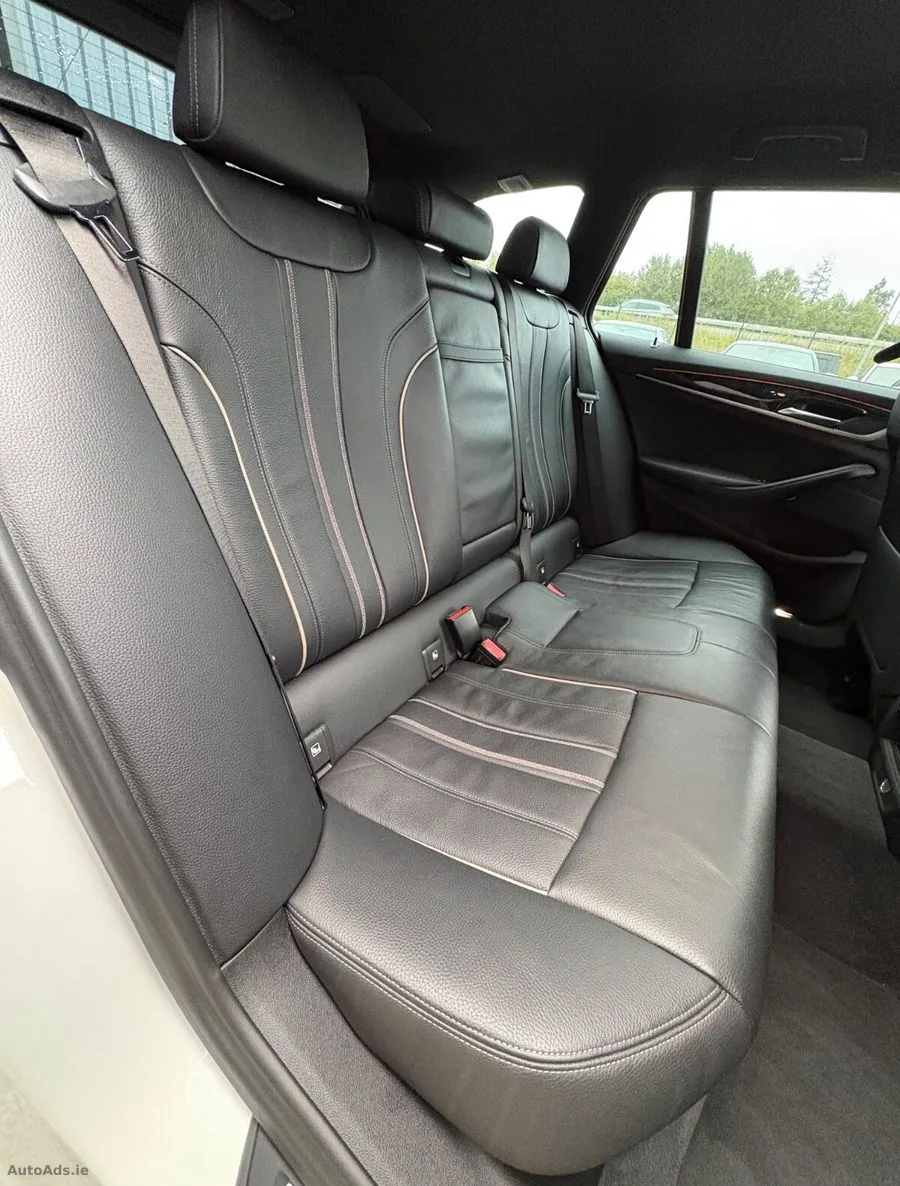 2017 BMW 5-Series – photo 18
