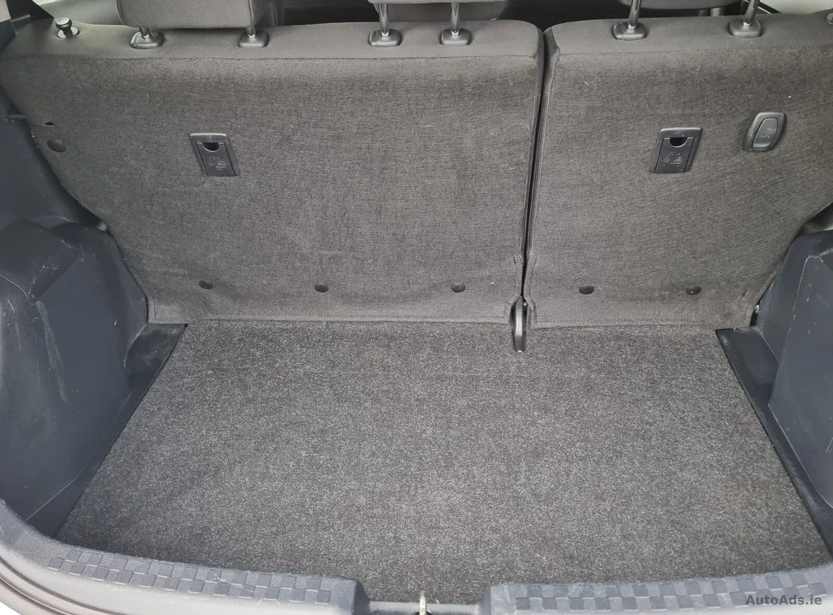 2019 Toyota Aqua – photo 13