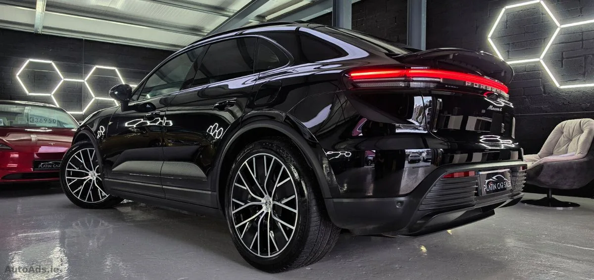 2024 Porsche Macan – photo 20