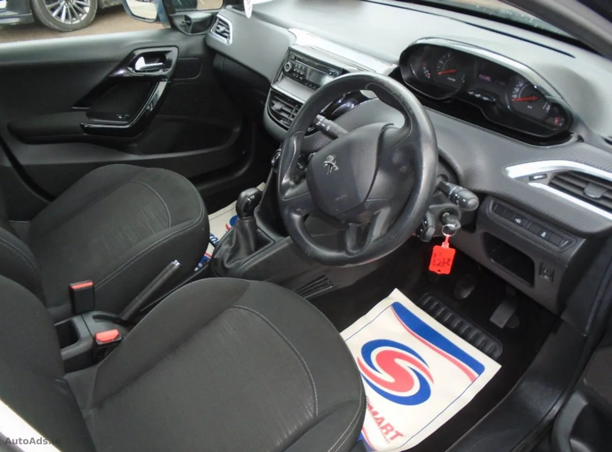2015 Peugeot 208 – photo 14