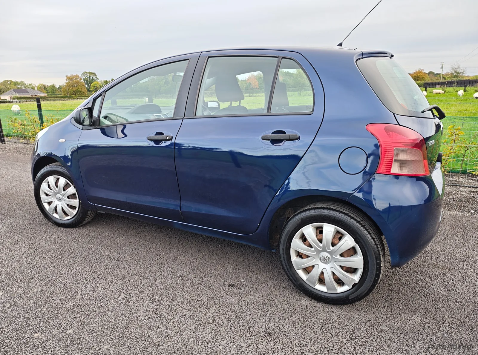 2009 Toyota Yaris – photo 5