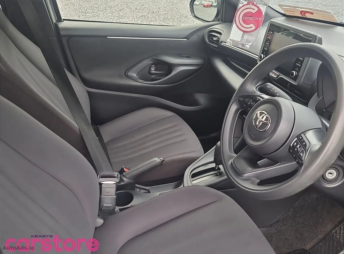 2022 Toyota Yaris – photo 12