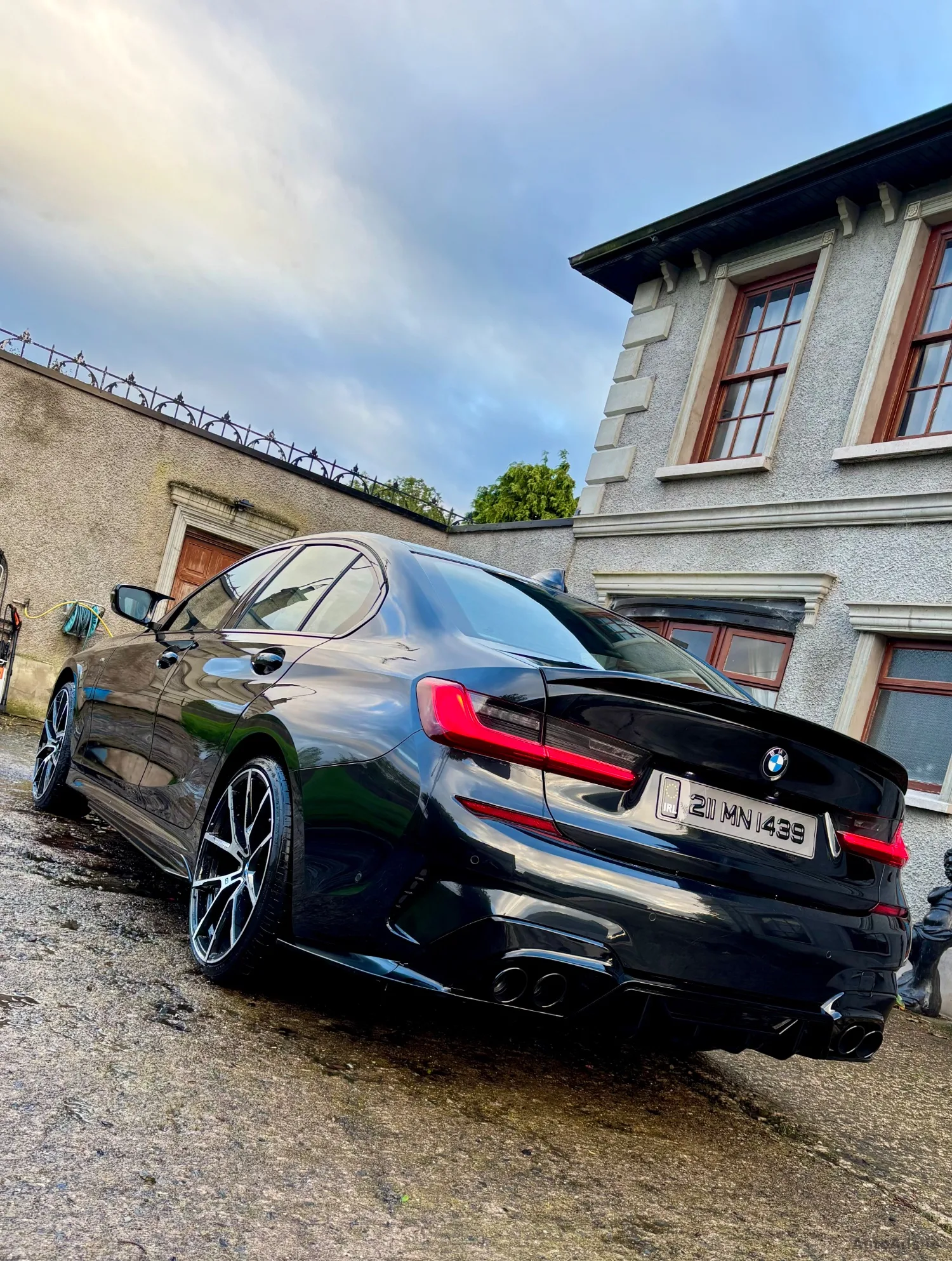 2021 BMW 3 Series – photo 2