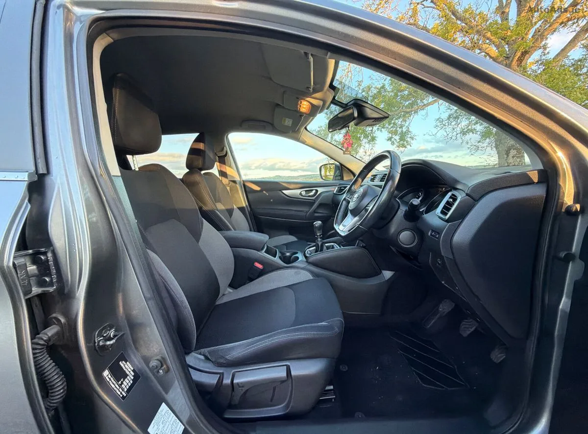 2017 Nissan Qashqai – photo 17