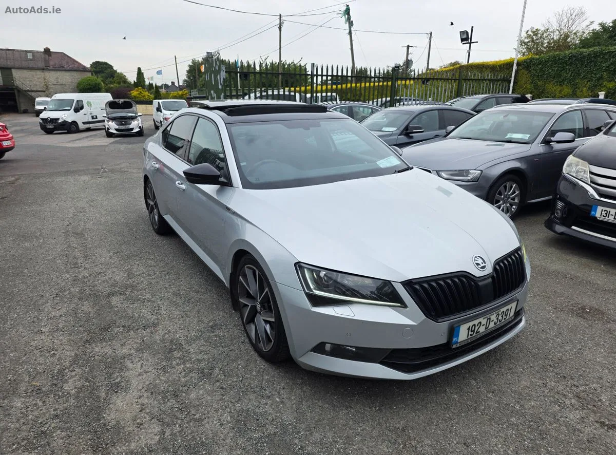 2019 Skoda Superb – photo 2