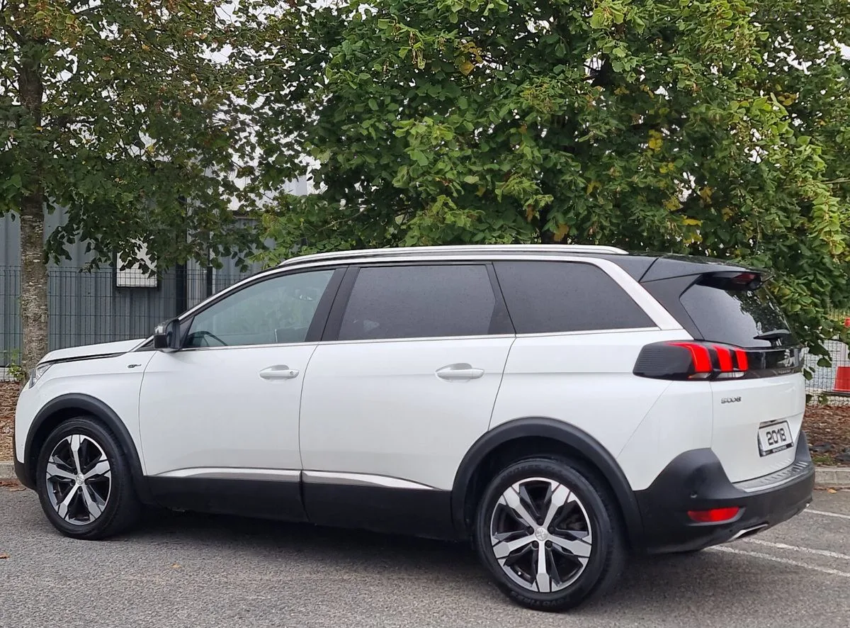 2018 Peugeot 5008 – photo 10
