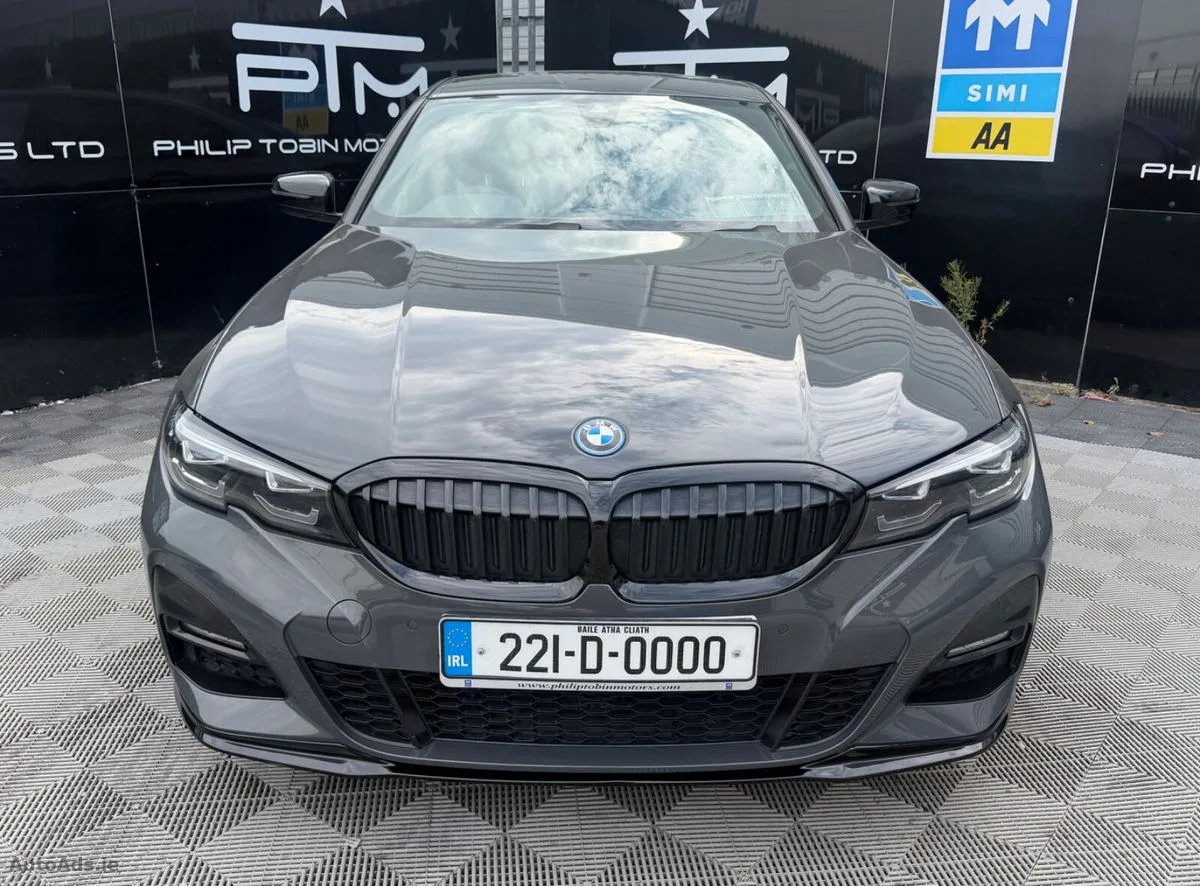 2022 BMW 3-Series – photo 3