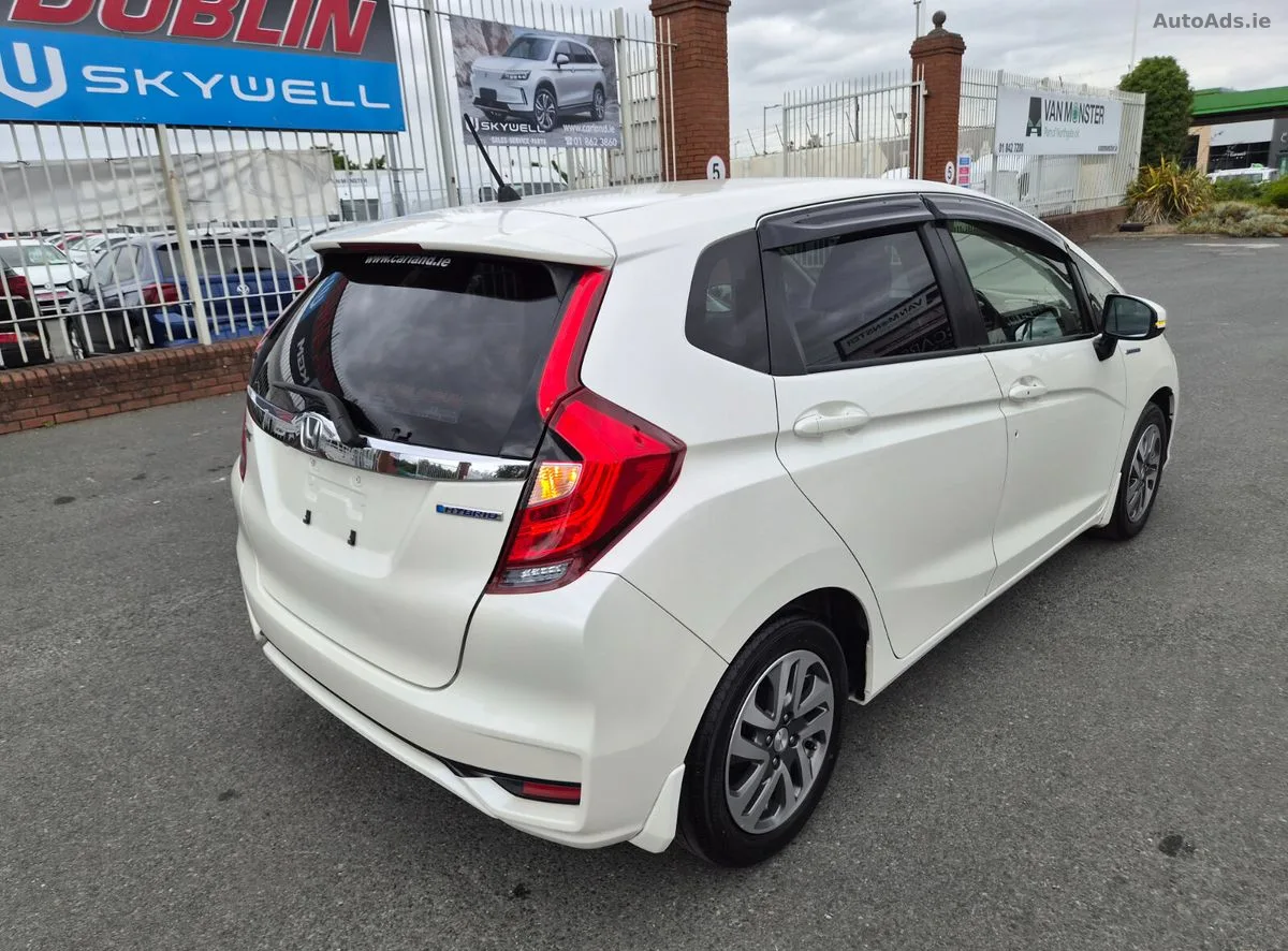 2017 Honda Fit – photo 3