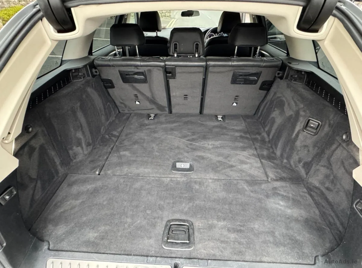 2019 BMW 5-Series – photo 14