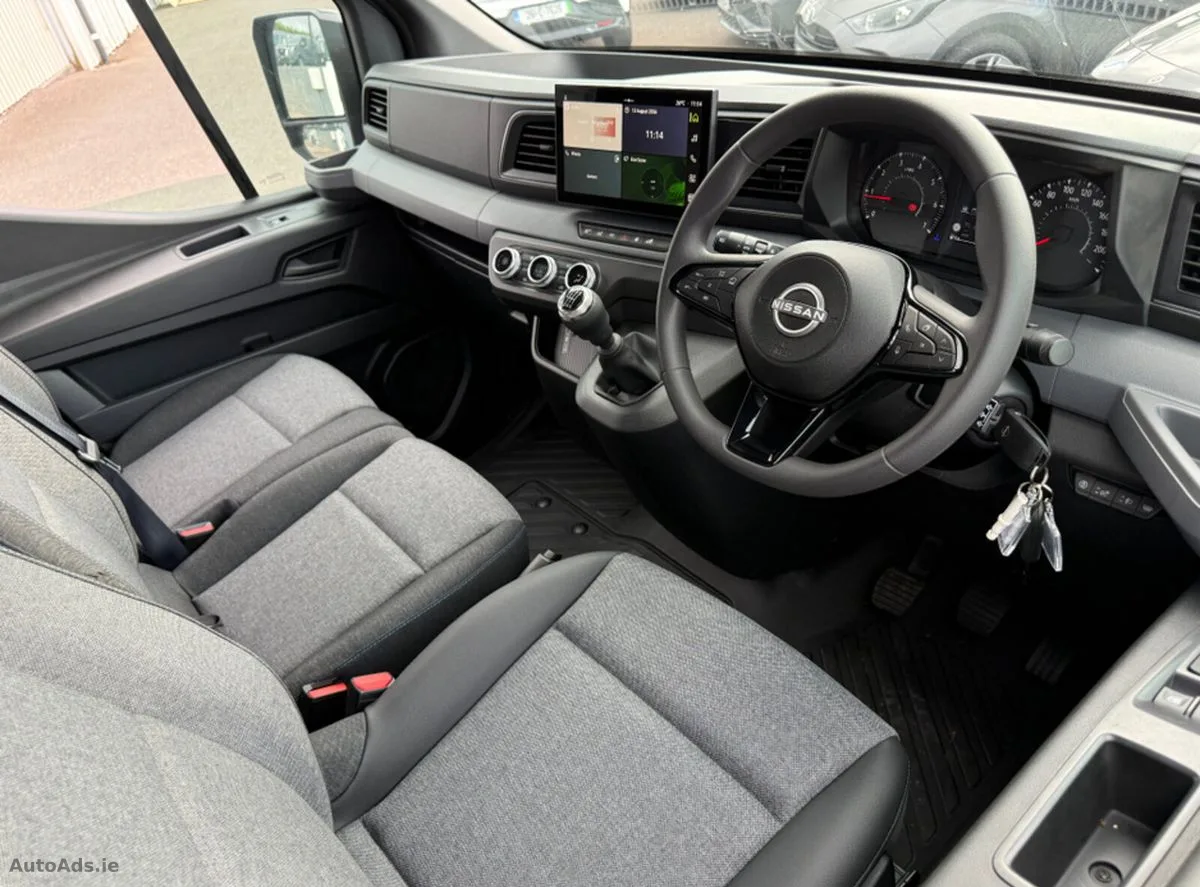2026 Nissan Interstar – photo 15