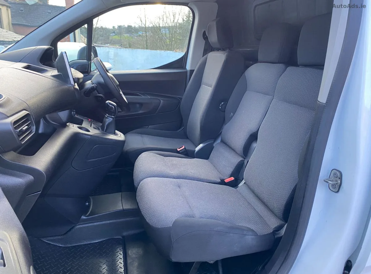 2021 Peugeot Partner – photo 16