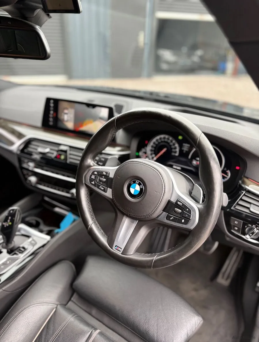 2018 BMW 5-Series – photo 6