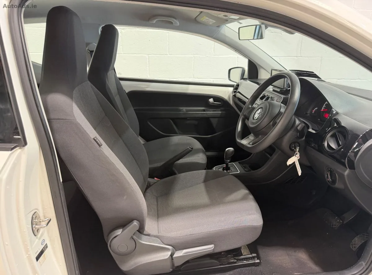 2014 Volkswagen up! – photo 11
