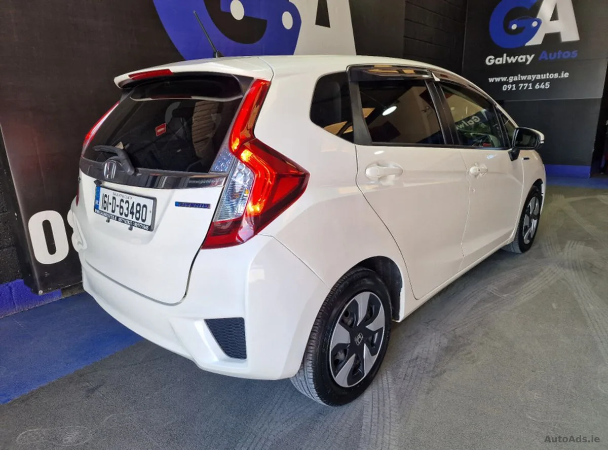 2016 Honda Fit – photo 9