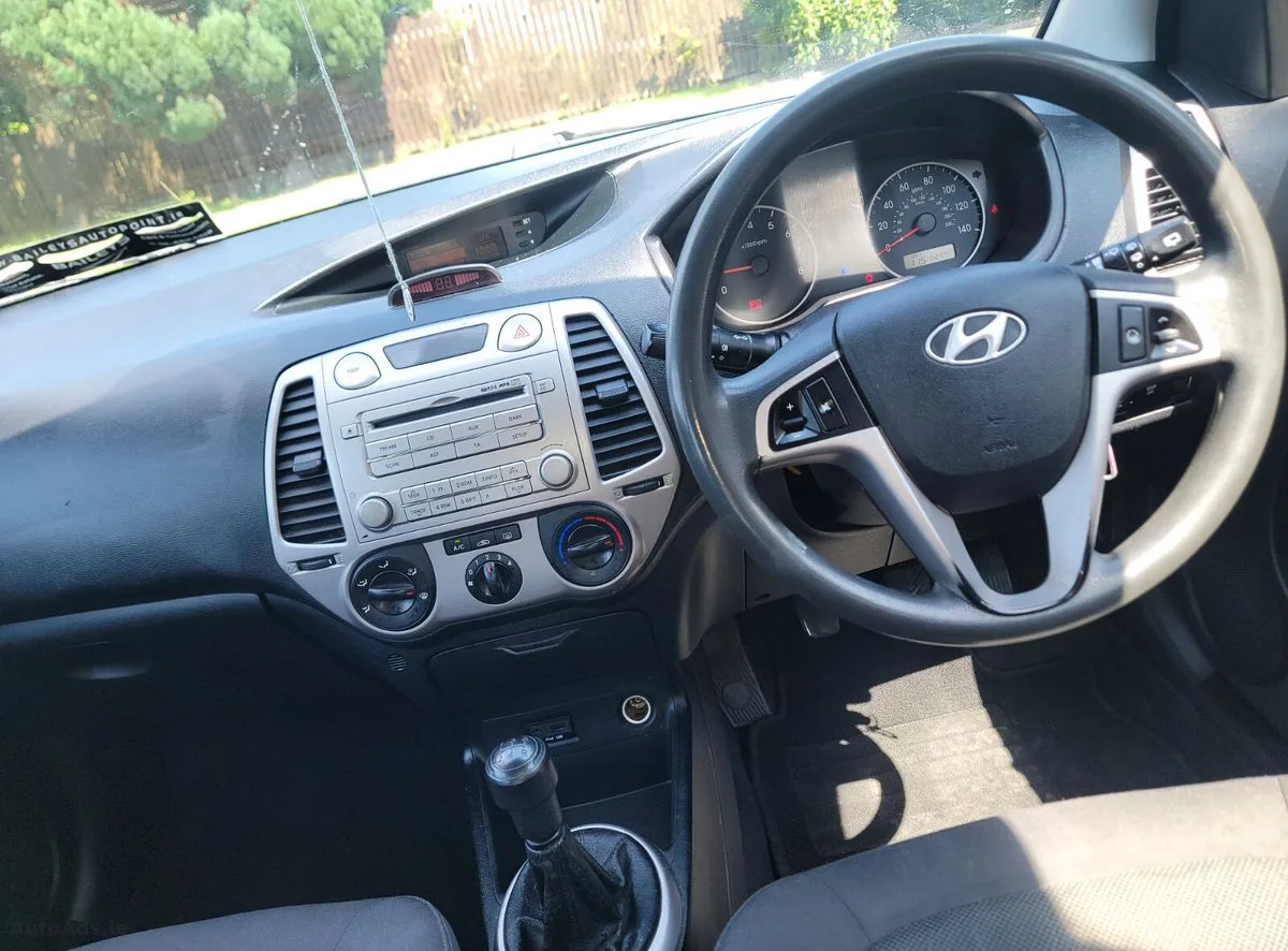 2010 Hyundai i20 – photo 12