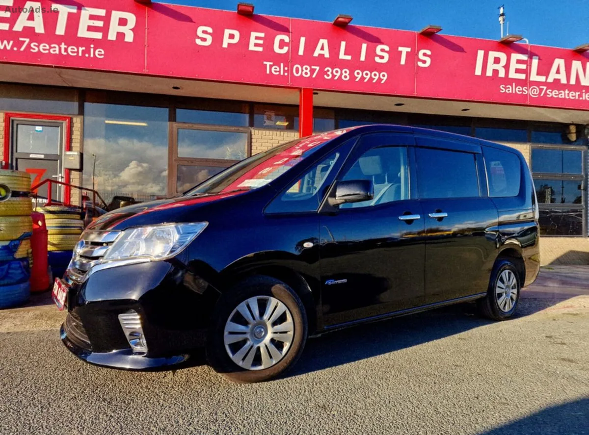 2013 Nissan Serena – photo 3