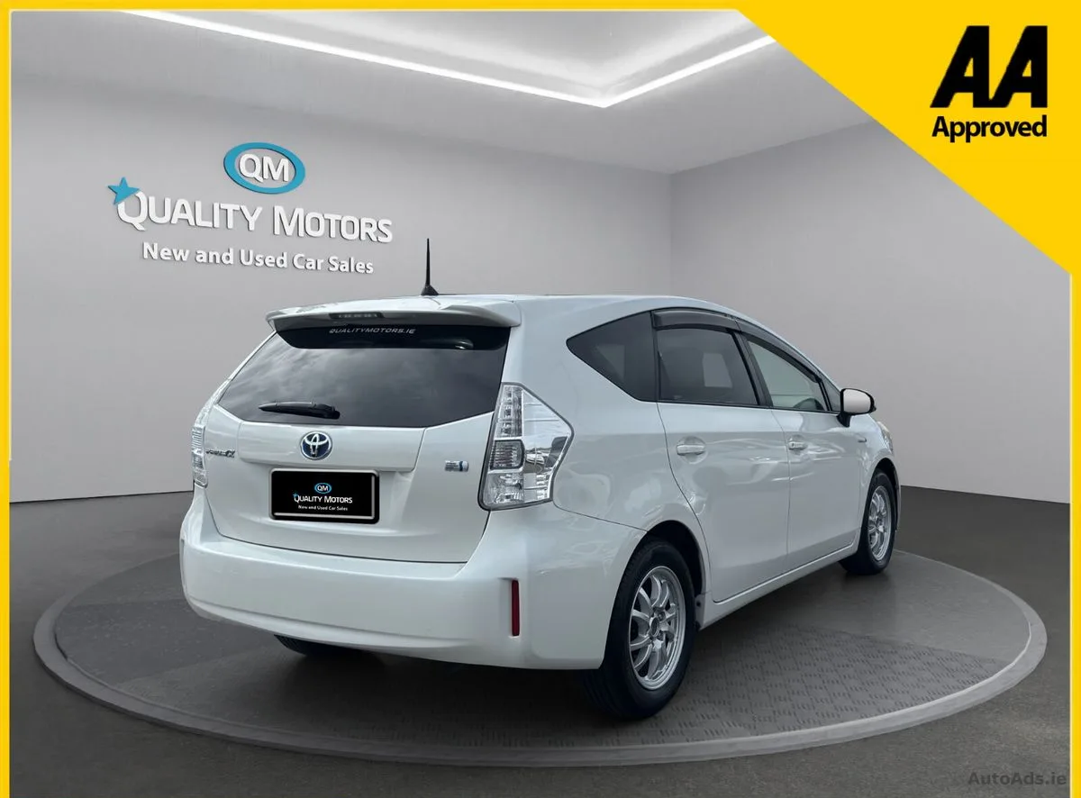 2013 Toyota Prius – photo 7