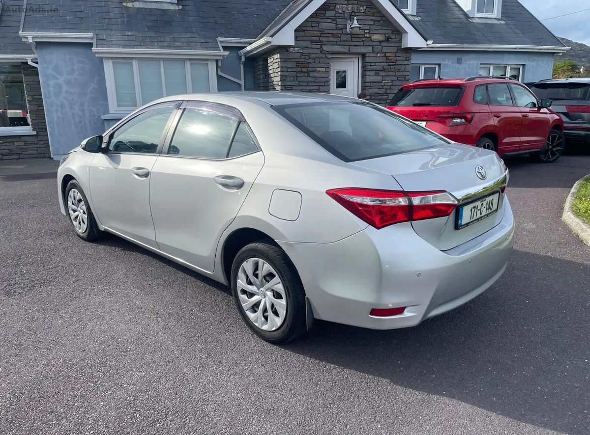 2017 Toyota Corolla – photo 4