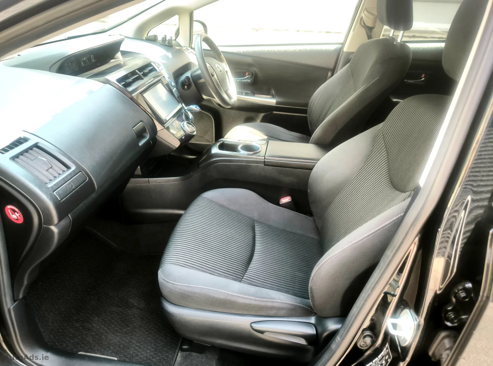 2016 Toyota Prius – photo 8