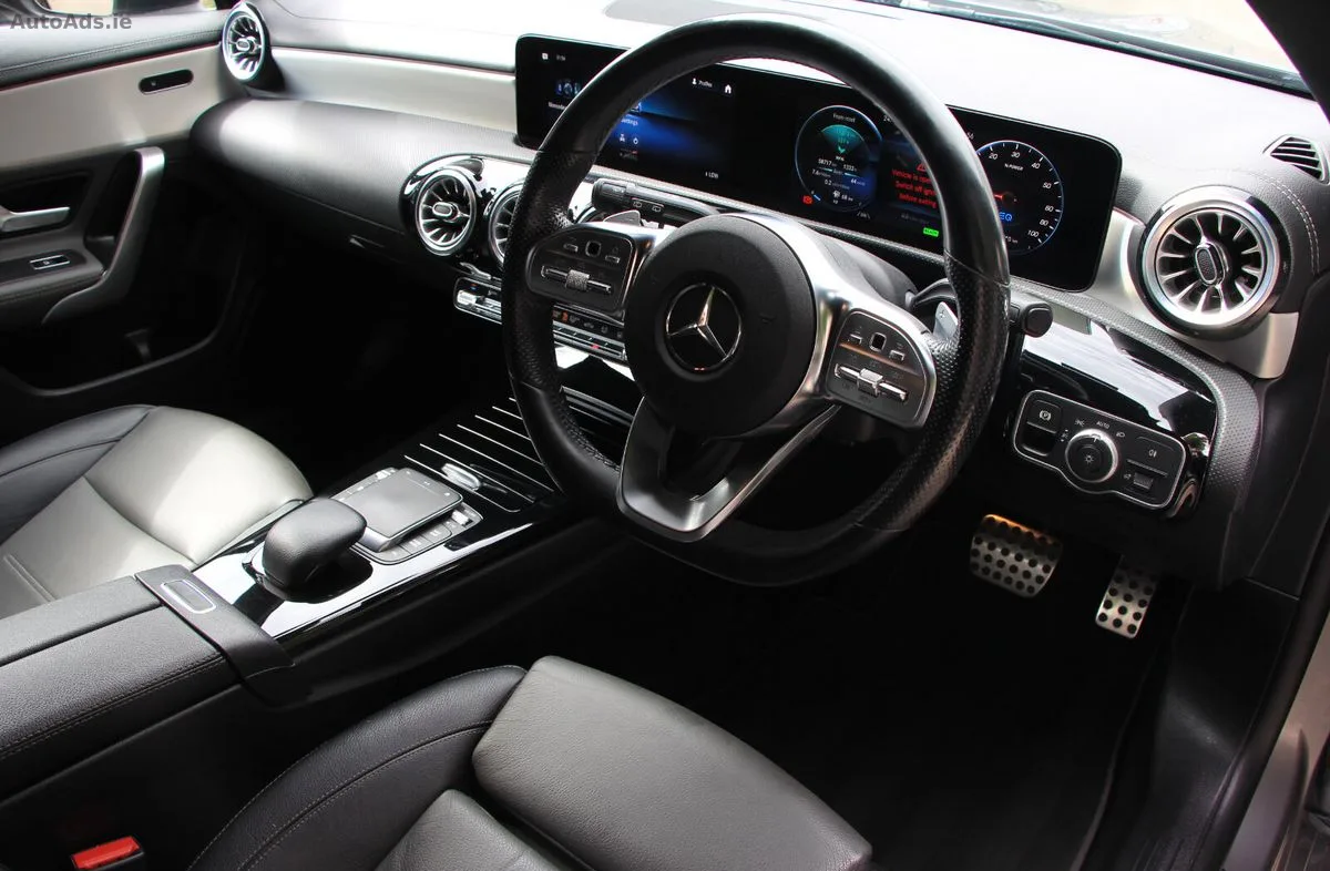 2022 Mercedes-Benz CLA – photo 3