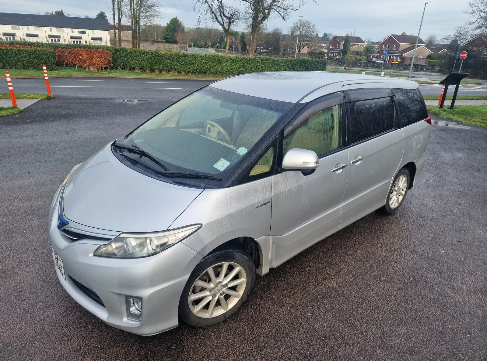 2013 Toyota Vellfire – photo 1