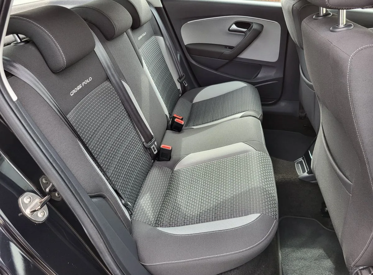 2015 Volkswagen Polo – photo 17