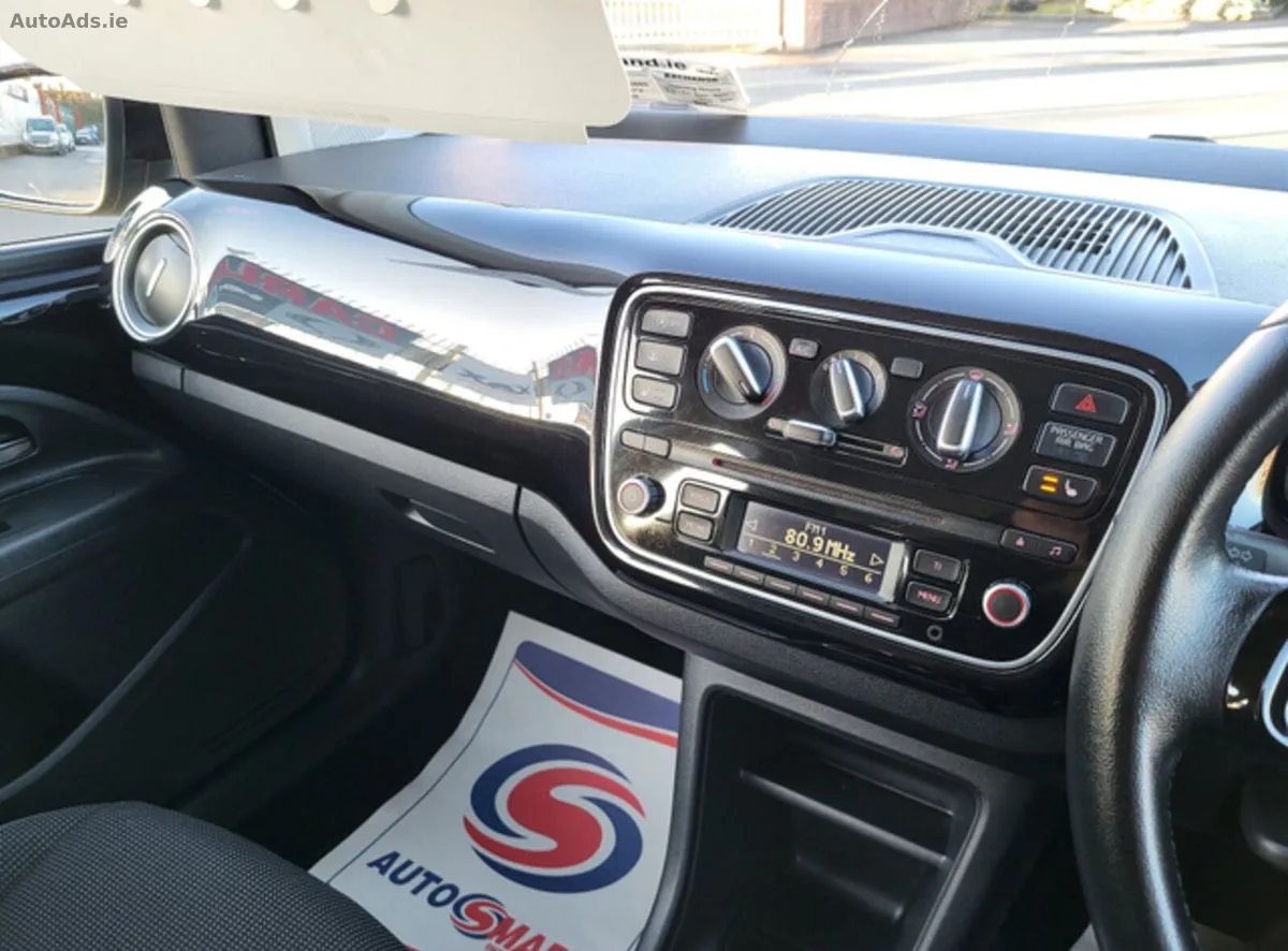 2015 Volkswagen up! – photo 12