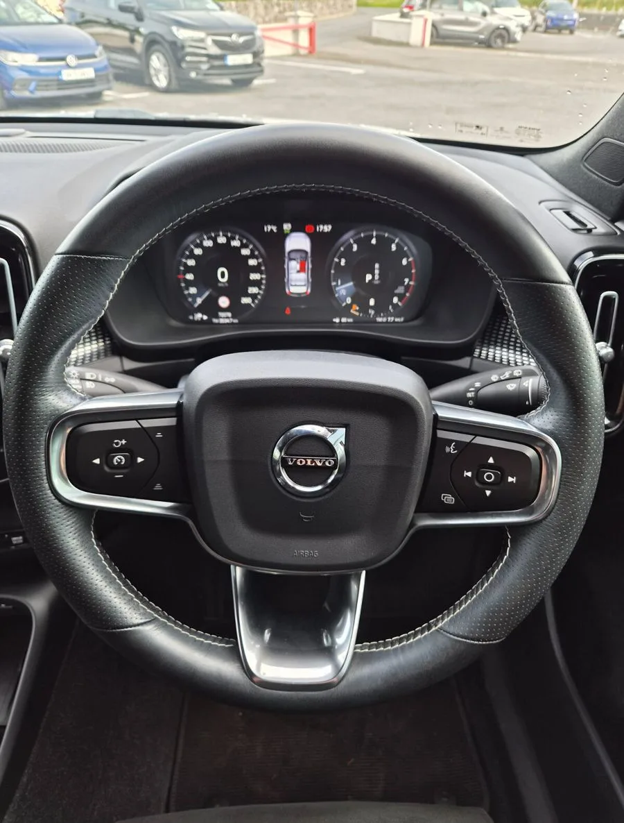 2020 Volvo XC40 – photo 17