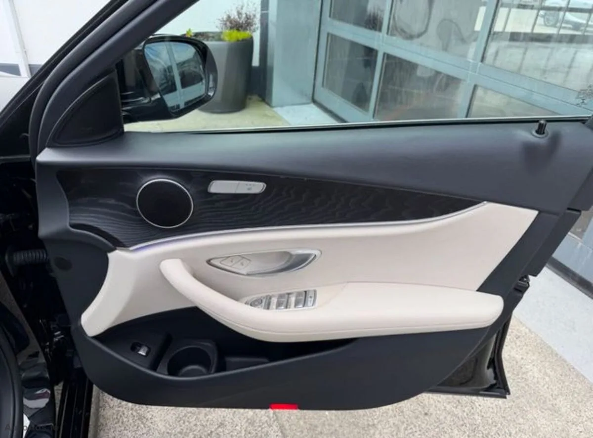 2021 Mercedes-Benz E-Class – photo 14
