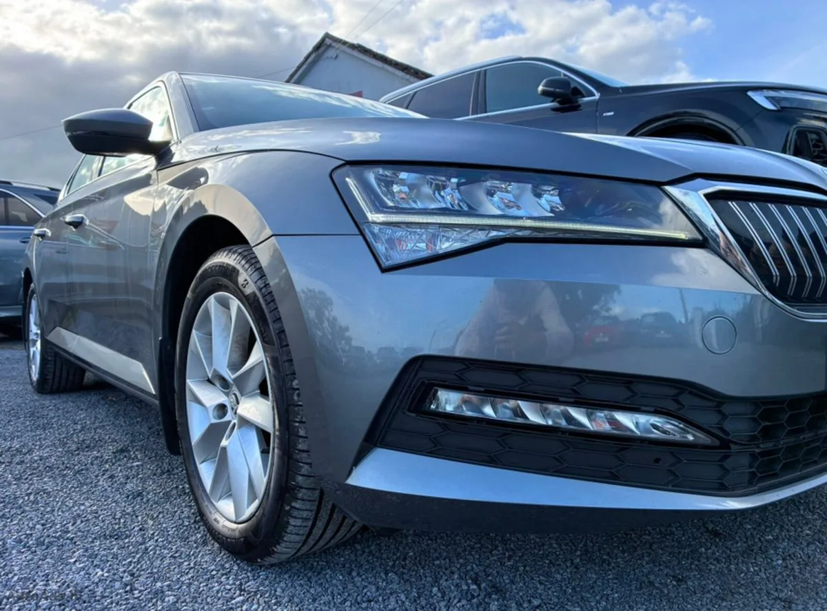 2022 Skoda Superb – photo 16