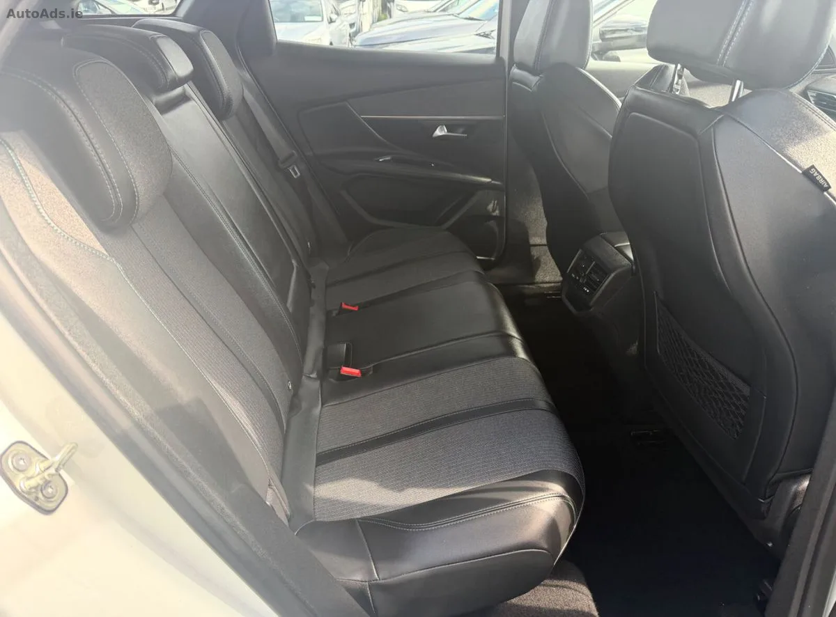 2023 Peugeot 3008 – photo 16