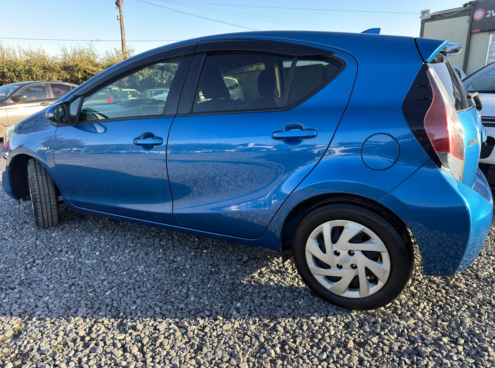 2015 Toyota Aqua – photo 3