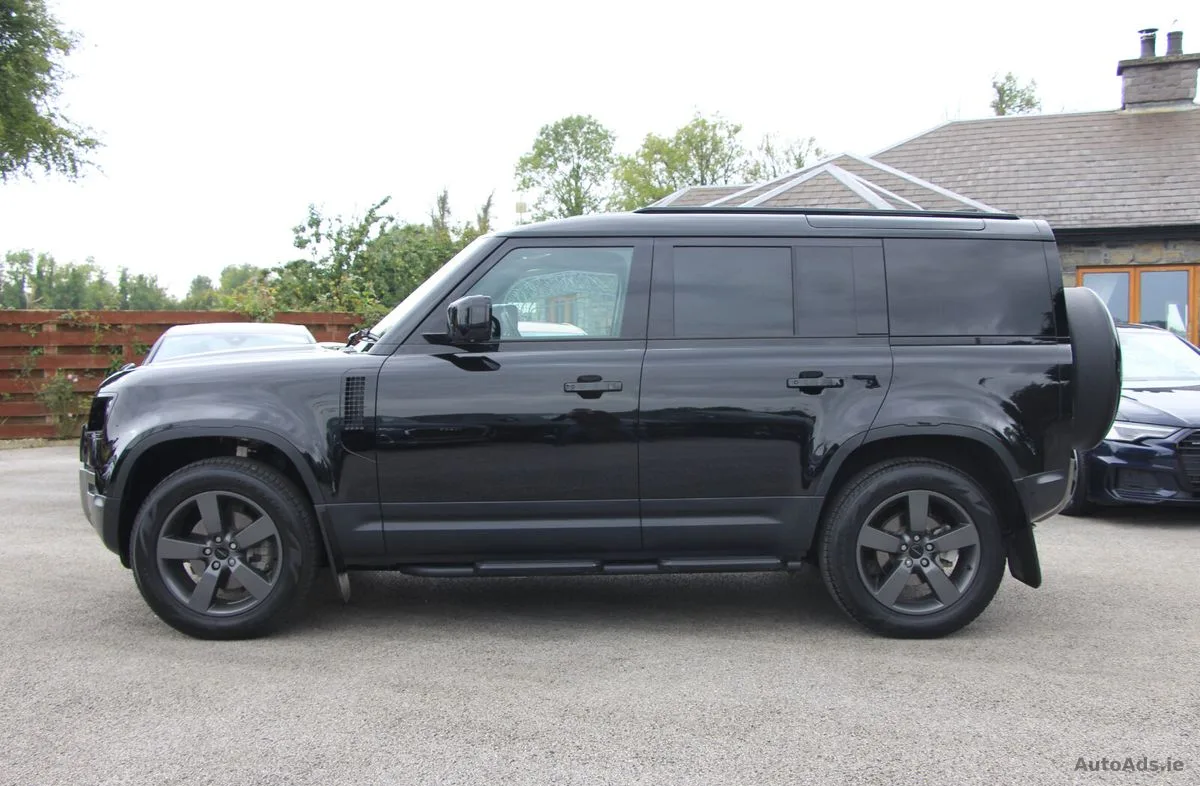2026 Land Rover Defender – photo 6