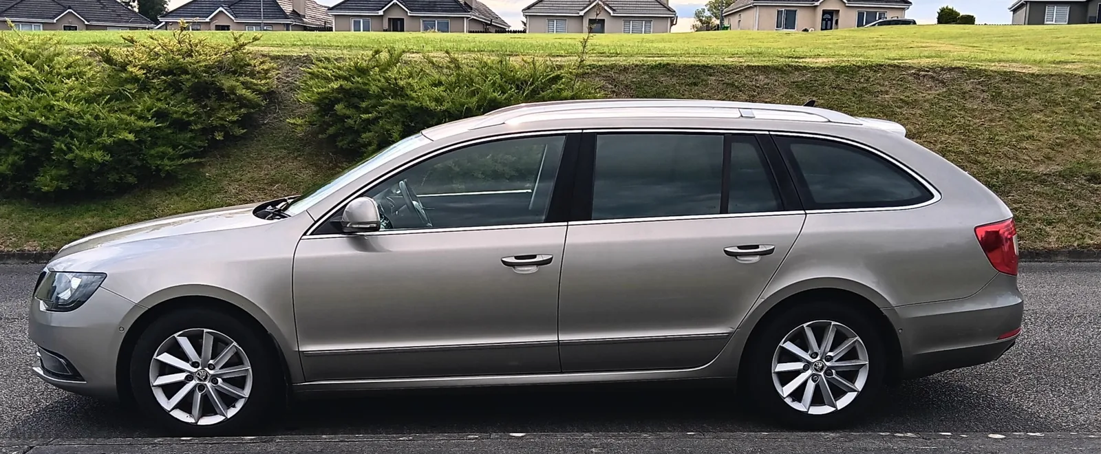 2014 Skoda Superb – photo 9