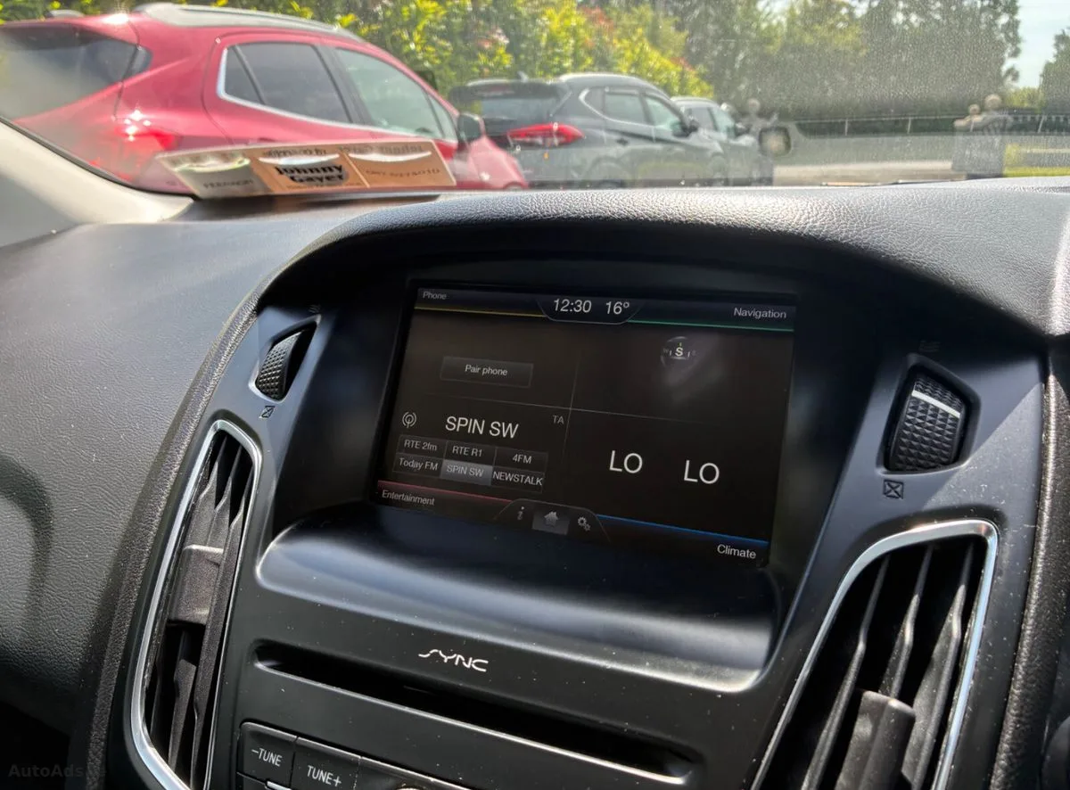 2016 Ford Focus – photo 10