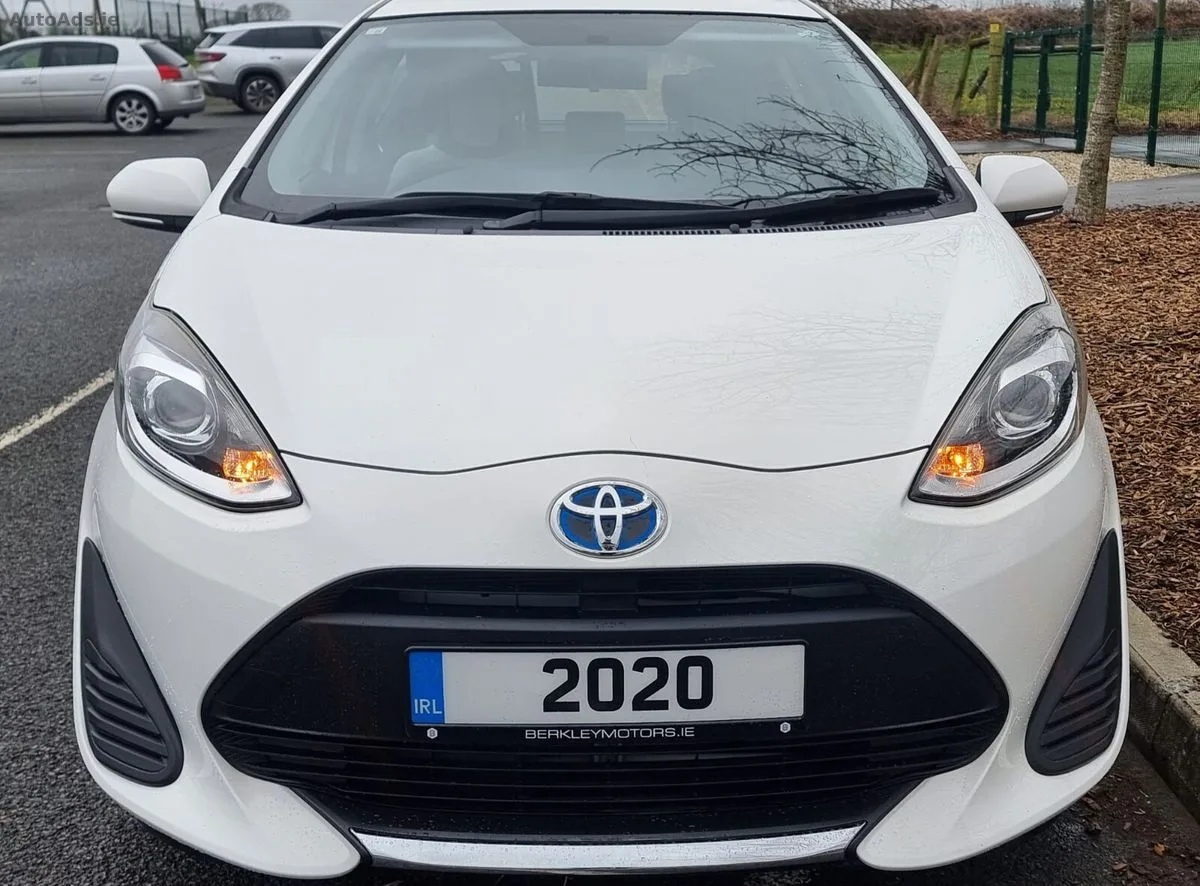 2020 Toyota Aqua – photo 8
