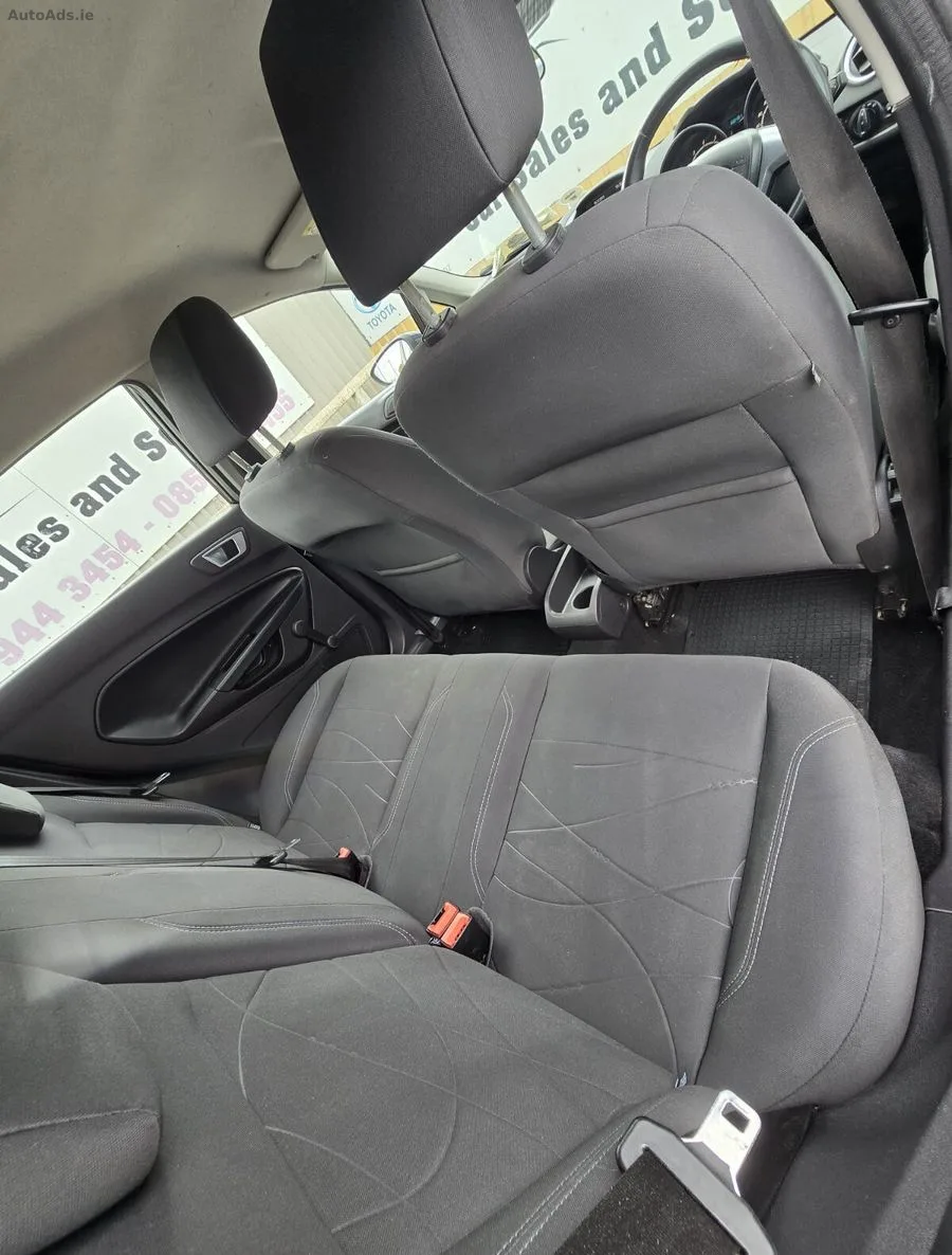 2016 Ford Fiesta – photo 15