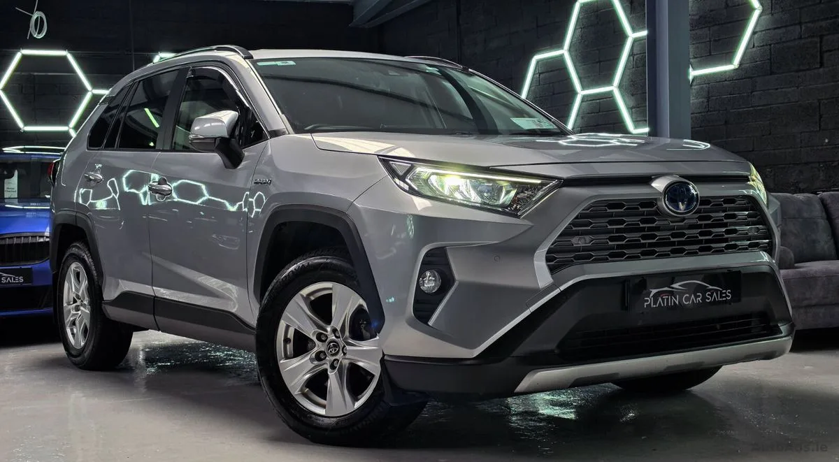 2019 Toyota RAV4 – photo 2