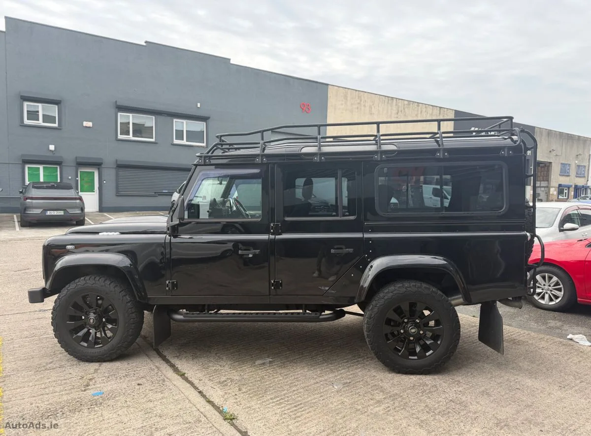 2011 Land Rover Defender – photo 5