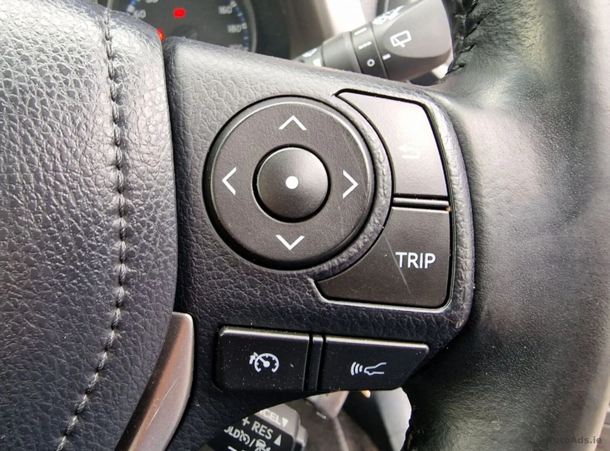 2017 Toyota RAV4 – photo 18