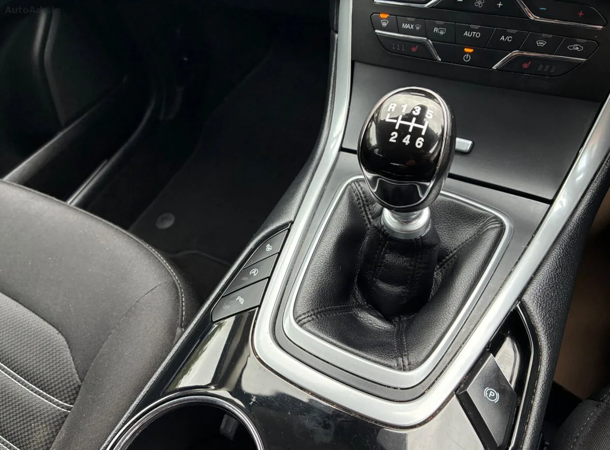 2019 Ford Galaxy – photo 12