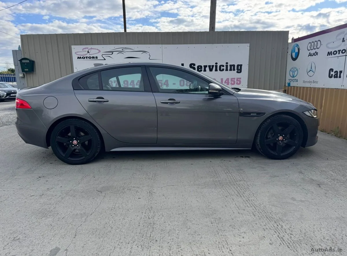 2018 Jaguar XE – photo 12