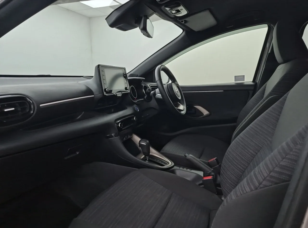 2023 Toyota Yaris – photo 4