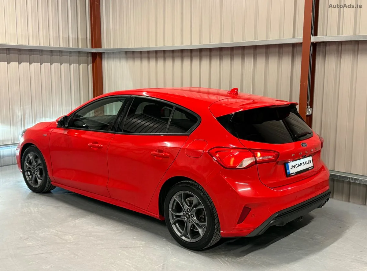 2020 Ford Focus – photo 4